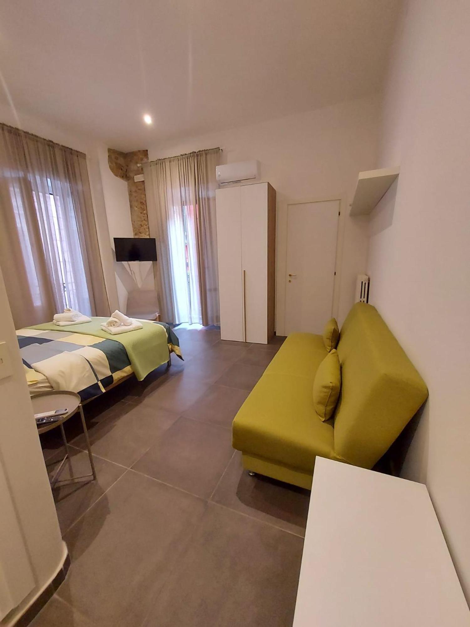 Philia Appartement Salerno Buitenkant foto