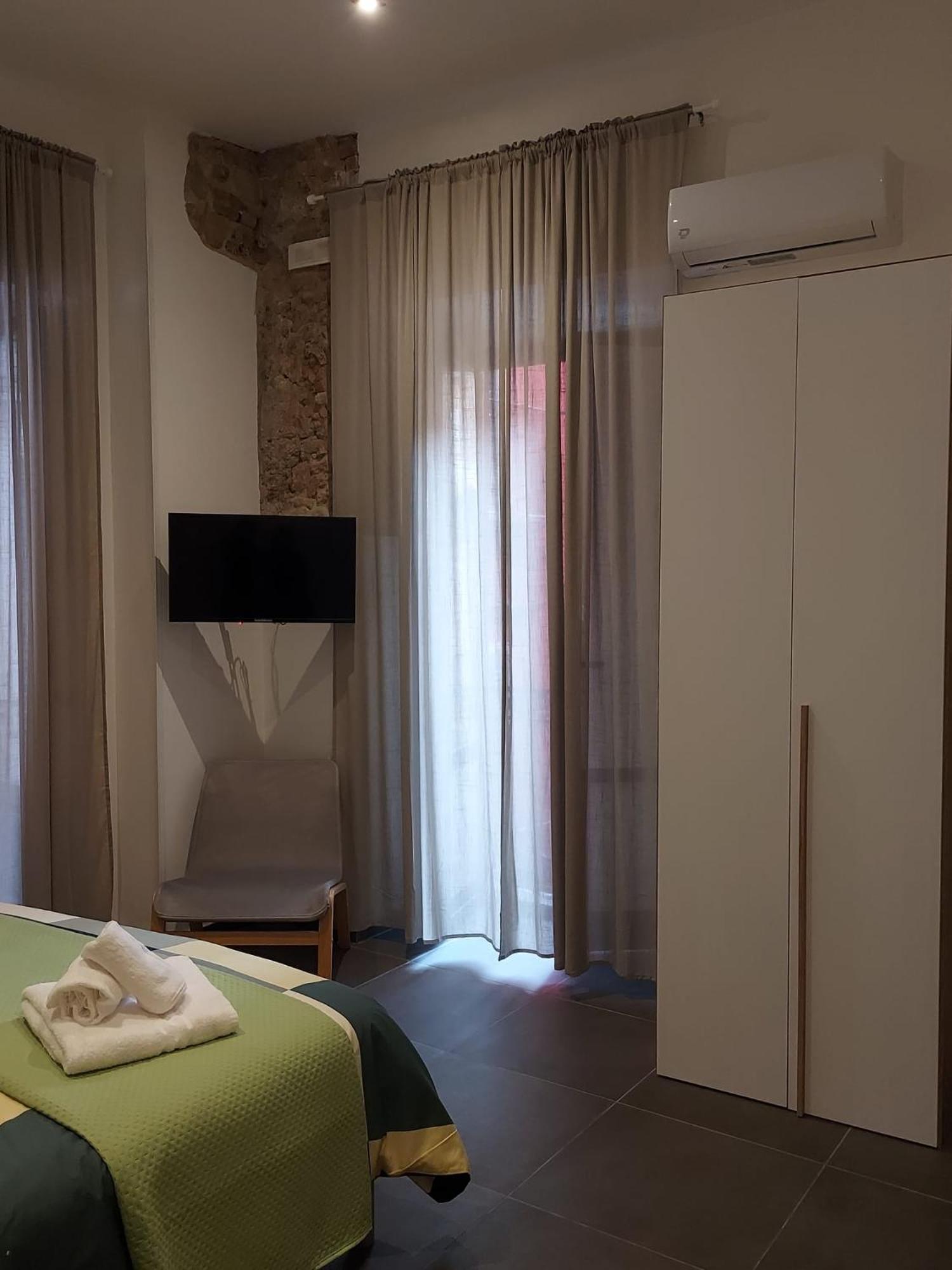 Philia Appartement Salerno Buitenkant foto
